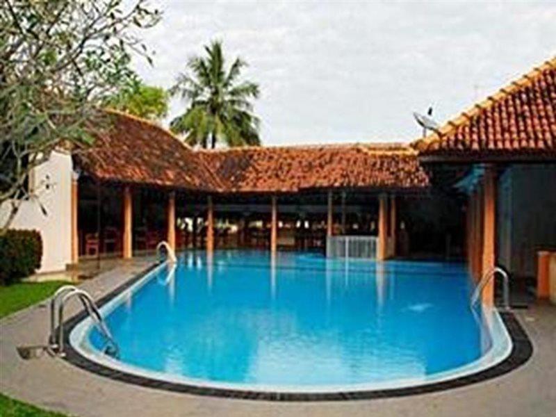 Aida Hotel - Bentota Esterno foto